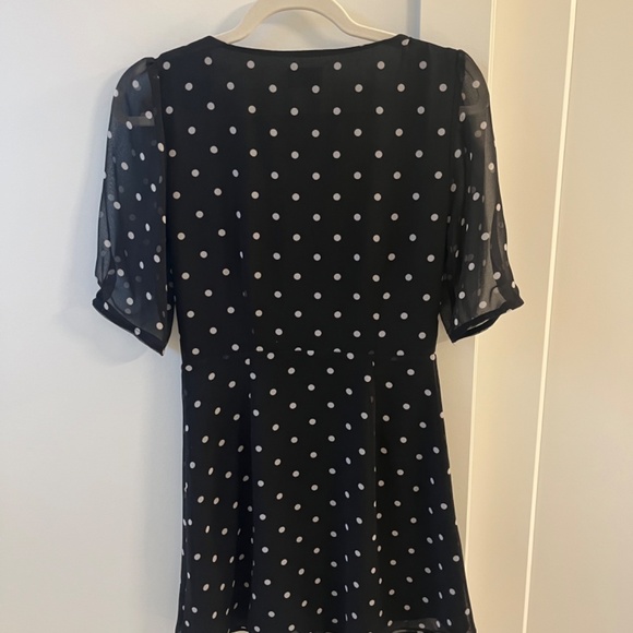 aritzia Wilfred polka dot dress - Picture 3 of 3